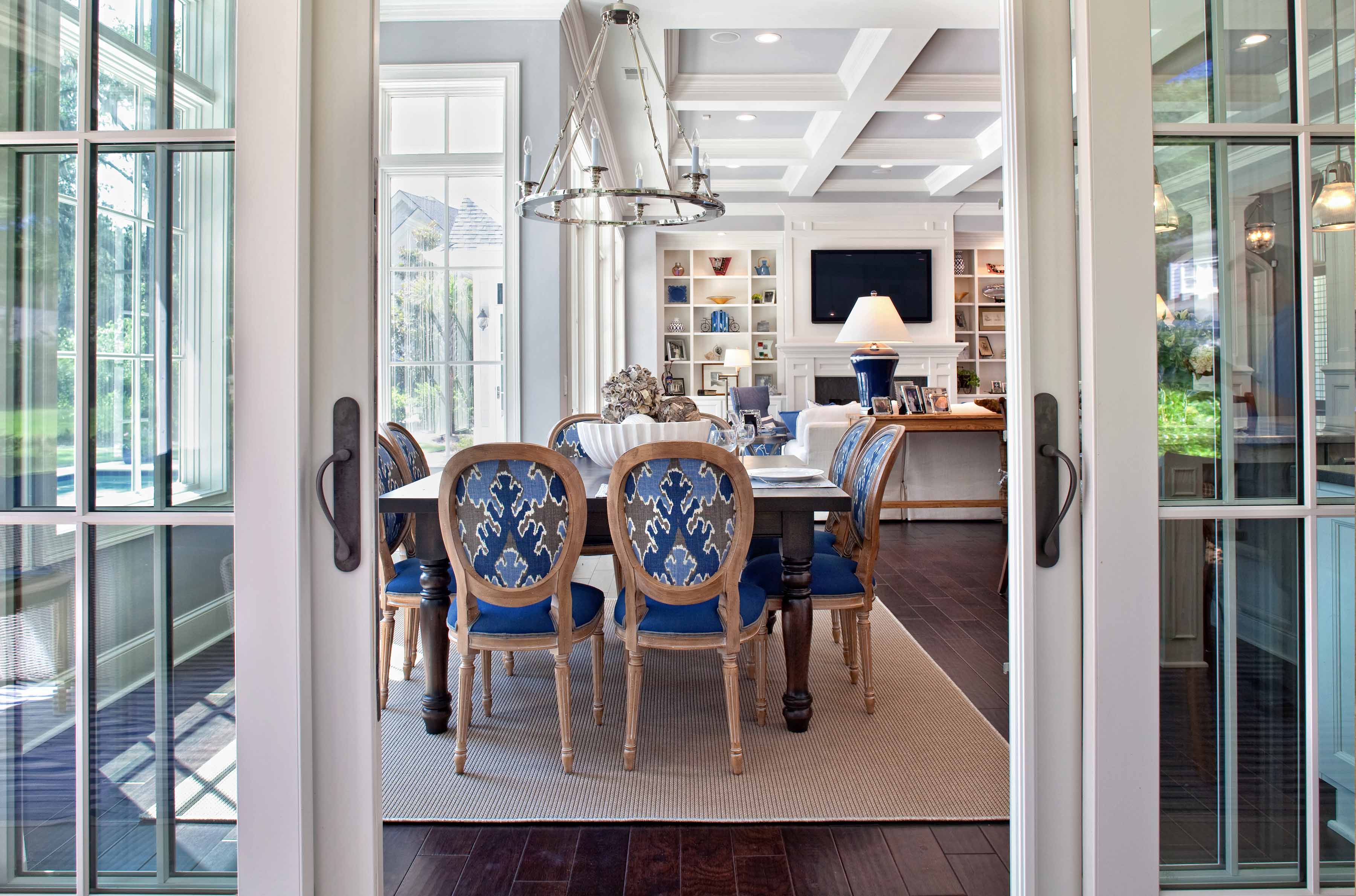 hilton head interior design firm j banks design group understands coastal style as is illustrated by this home by Hannah Fulton Toney