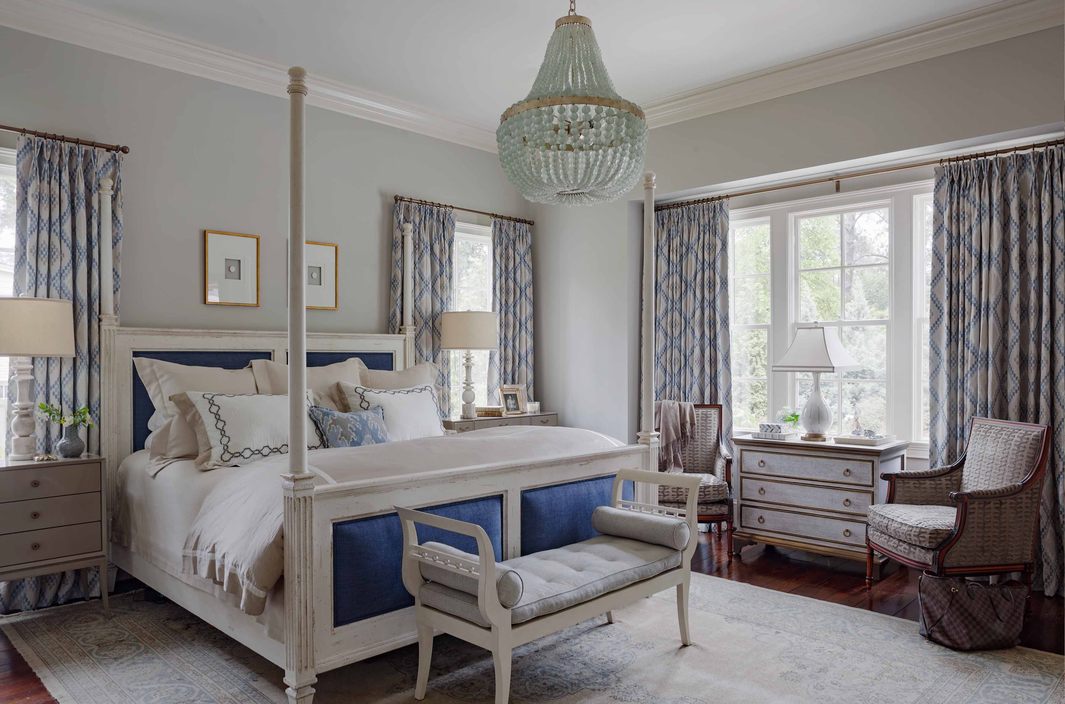 hilton head island decorating projects by Jenny Ladutko of J Banks Design Group reflect the blues of the water and the gracefulness of the low country