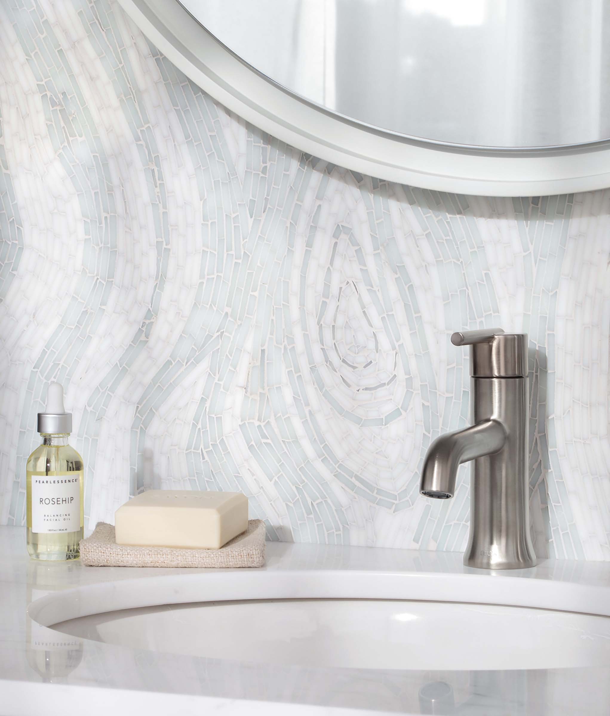 Maji jewel glass mosaic is hand-cut and shown in Moonstone and Opal Sea Glass™. Designed by Joni Vanderslice for New Ravenna.